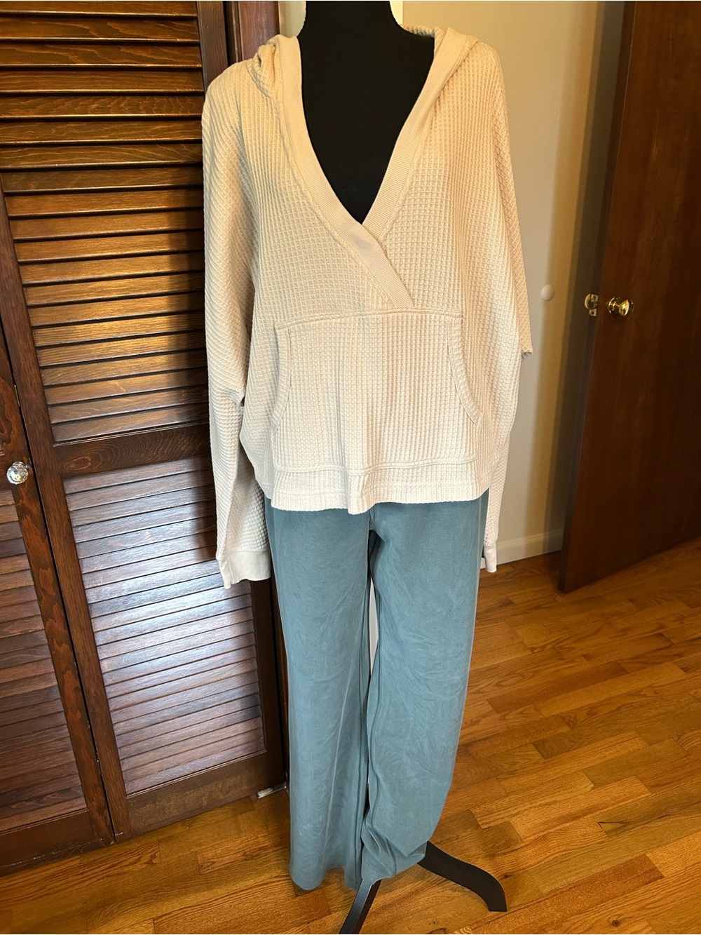 Lululemon Softstreme High-Rise Pant Green Size 8
